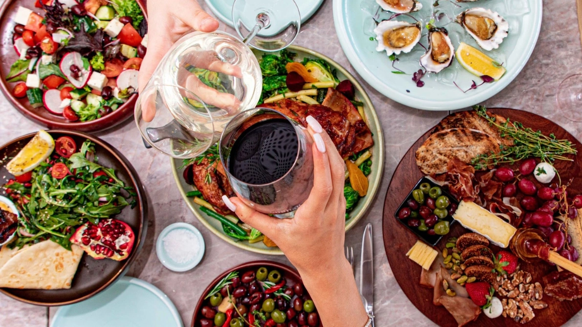 Subscribed: America’s Attachment to Meal Kits and Wine Clubs